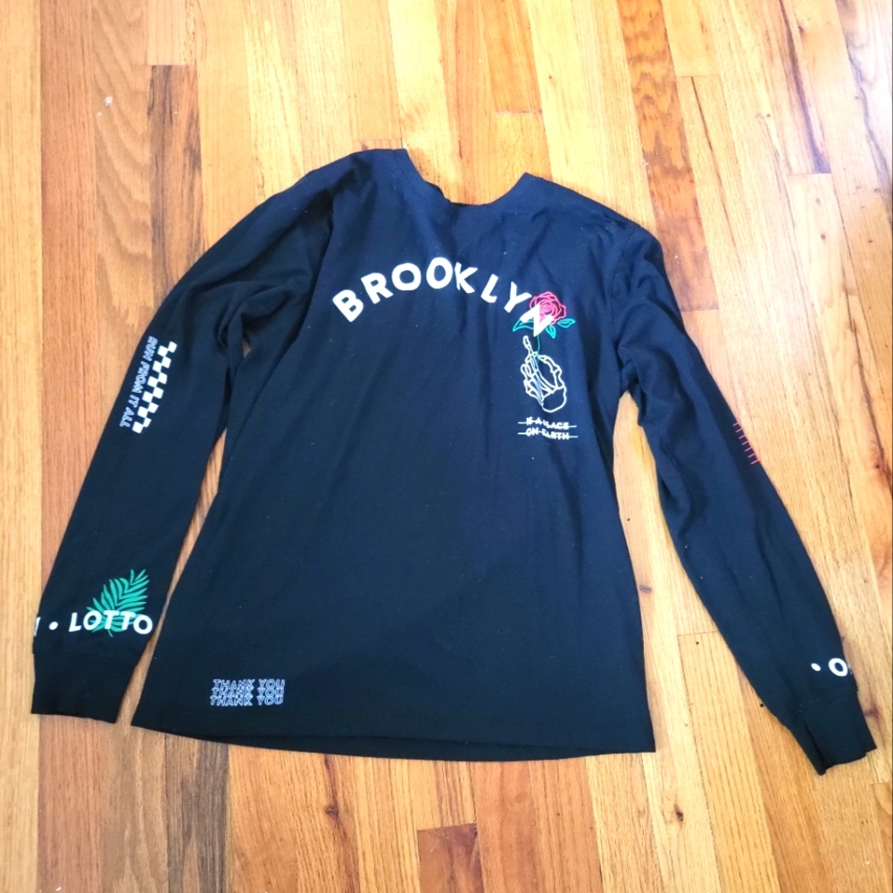 Black T